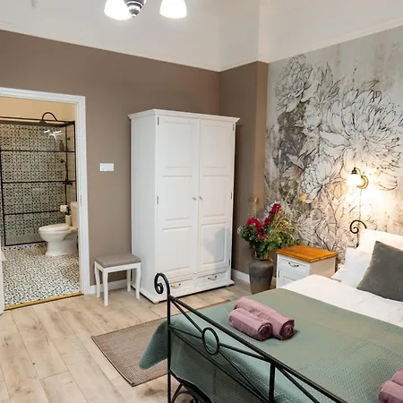 Kispolgár Apartamento *