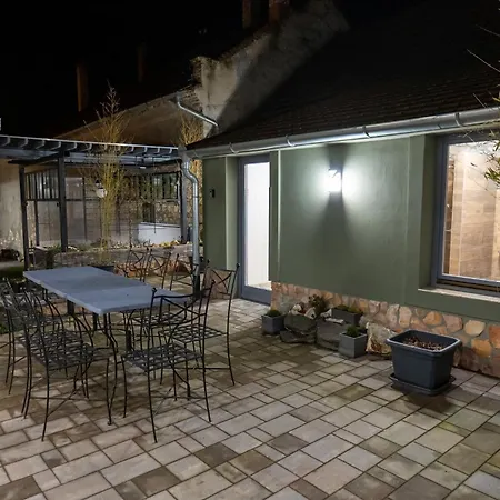 Kispolgár Apartamento *